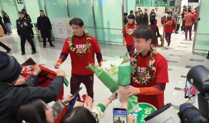 世界杯app下载-让对手忌惮未来！U23国足球员穿特制T恤，记者：商业价值飙升